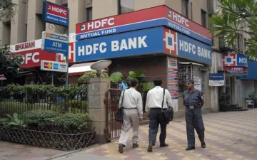 टॉप सात कंपनियों का मार्केट कैप 37,833 करोड़ रुपए बढ़ा, HDFC बैंक को हुआ सबसे ज्‍यादा फायदा- India TV Paisa