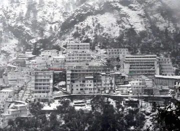 15K devotees to be allowed to offer prayers at Vaishnodevi Temple from Nov 1- India TV Hindi