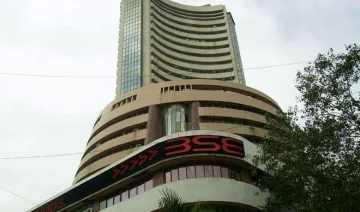Week Ahead: कंपनियों के नतीजों, आर्थिक आंकड़ों पर रहेगी शेयर बाजार की नजर- India TV Paisa