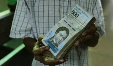 वेनेजुएला के राष्ट्रपति ने 100 का नोट बंद कर शुरू किया 20 हजार का नोट- India TV Paisa