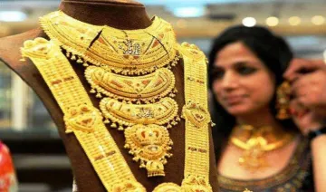 Gold lost its sheen: सोना दो हफ्ते के निचले स्‍तर पर, वैश्विक कमजोरी से कीमतों में 400 रुपए/10 ग्राम की गिरावट- India TV Paisa