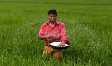 किसानों की आय दोगुनी करने के लिए अनेक सुधारों पर विचार कर रही केंद्रीय समिति- India TV Paisa