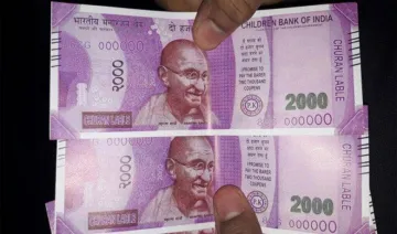 दिल्‍ली में चूरन वाले 2,000 के नोट निकलने पर SBI ने दी सफाई, कहा शरारती तत्‍वों का हो सकता है हाथ- India TV Paisa