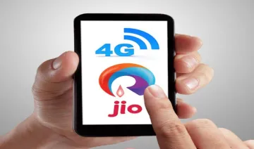 टेलीकॉम कंपनियों में तेज हुई जंग, Jio ने कहा- देश में मोबाइल सेवाएं महंगी होने की वजह हैं पुरानी कंपनियां- India TV Paisa