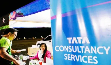 TCS के नतीजों से पहले खराब खबर, लखनऊ में कारोबार समेट सकती है कंपनी- India TV Paisa