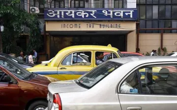 नोटबंदी के बाद 20,000 रुपए कैश गिफ्ट और चंदे की होगी जांच, IT विभाग ने टैक्‍सपेयर्स से मांगी जानकारी- India TV Paisa