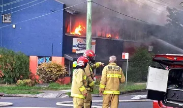 a raging fire in a factory in sydney- India TV Hindi