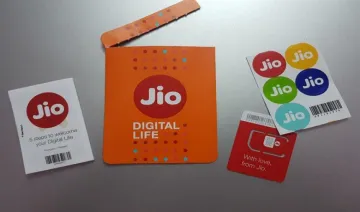एक अप्रैल से Jio की फ्री सर्विस के लिए देने होंगे पैसे, कनेक्शन बंद करने का ये है तरीका- India TV Paisa