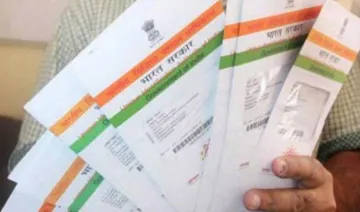 सरकार का नया आदेश, भारत में 182 दिन से अधिक रहने वाले विदेशियों के लिए अनिवार्य हुआ आधार कार्ड- India TV Paisa