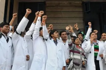Maharashtra Doctors- India TV Hindi