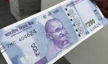 एडवांस्ड सिक्यॉरिटी फीचर्स के साथ बाजार में जल्द आएगा 200 रुपए का नोट, RBI ने शुरू की प्रिंटिंग!- India TV Paisa