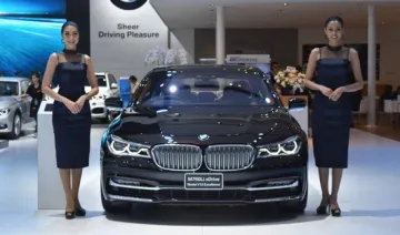 BMW ने भारत में लॉन्च की पेट्रोल इंजन के साथ दो नई कारें, कीमत 2.27 करोड़ रुपए- India TV Paisa