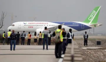 बोइंग और एयरबस के लिए चीन बना खतरा, पहले घरेलू विमान C-919 ने सफलतापूर्वक पूरी की पहली उड़ान- India TV Paisa