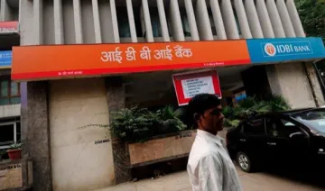 ज्‍यादा NPA के कारण RBI के रडार पर आया IDBI Bank, नए लोन देने पर लग सकती है पाबंदी- India TV Paisa