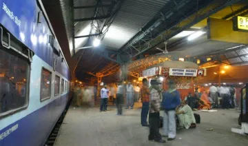 टियर-2 शहरों के 20 रेलवे स्‍टेशनों का होगा कायाकल्‍प, मलेशिया से हाथ मिलाने की तैयारी में सरकार- India TV Paisa