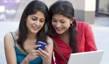 अब 3 करोड़ स्‍टूडेंट्स को फ्री Wi-Fi देने की तैयारी में है रिलायंस जियो, HRD ‍मिनिस्‍ट्री के सामने रखा प्रस्‍ताव- India TV Paisa