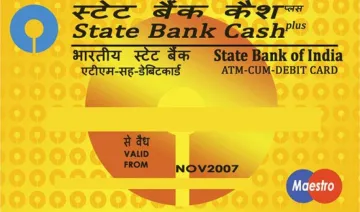 स्‍टेट बैंक दे रहा है अपने डेबिट कार्ड होल्डर्स को विशेष ऑफर, फ्लाइट बुकिंग पर 5,000 का कैशबैक- India TV Paisa