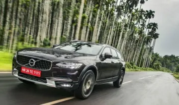 Volvo ने भारत में लॉन्‍च की बेहतरीन लुक और फीचर्स वाली V90 क्रॉस कंट्री, कीमत 60 लाख रुपए- India TV Paisa