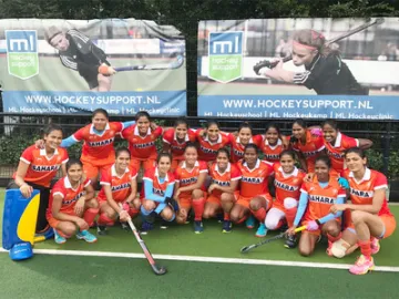 indian women hockey team beats belgium junior men's team- India TV Hindi