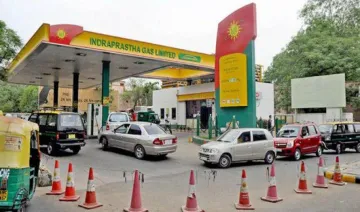 पेट्रोल-डीजल के बाद अब CNG के दाम बढ़े, दिल्ली से ज्यादा नोएडा में हुई बढ़ोतरी- India TV Paisa