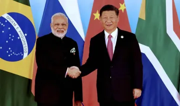 BRICS SUMMIT after doklam issue jinping and pm modi first...- India TV Hindi