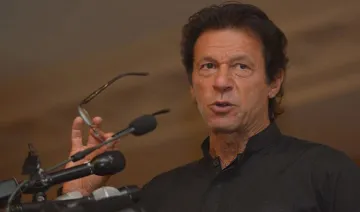  Imran Khan apologizes for objectionable comment on Pak...- India TV Hindi