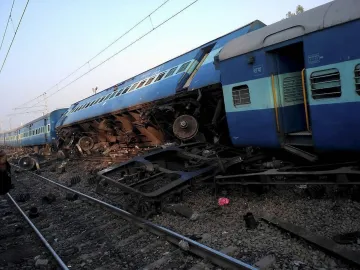Train-Accident-UP- India TV Hindi