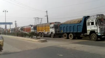 truck-ban- India TV Hindi