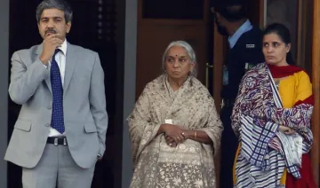 kulbhushan jadhav wife- India TV Hindi