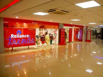 reliance retail- India TV Paisa