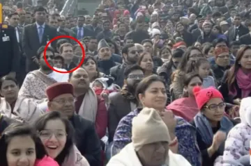 Rahul-Gandhi-attends-Republic-Day-Parade-sits-in-at-row-6- India TV Hindi