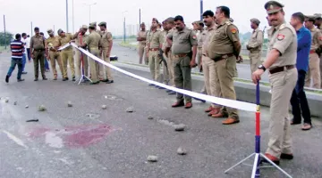 Two-criminals-shot-dead-in-Uttar-Pradesh-Over-800-encounters-in-Yogi-Adityanath-regime- India TV Hindi