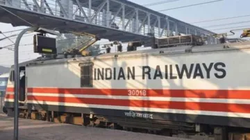 रेलवे- India TV Hindi