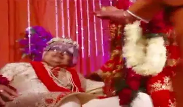 Punjab-Bridegroom-dies-as-soon-as-bride-garlanded-him- India TV Hindi