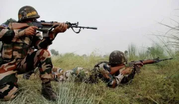 Pakistan-army-shells-forward-areas-along-LoC-in-Rajouri-Poonch- India TV Hindi