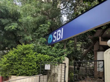 SBI clarifies on closure of savings account- India TV Paisa