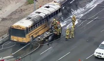 School bus catches fire on LA freeway all 23 kids escape- India TV Hindi