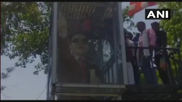 <p>डॉ अंबेडकर की मूर्ति...- India TV Hindi
