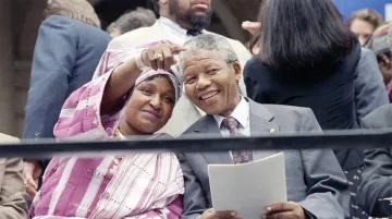 Nelson Mandela's ex-wife Winnie Mandela dies at 81 | AP Photo- India TV Hindi