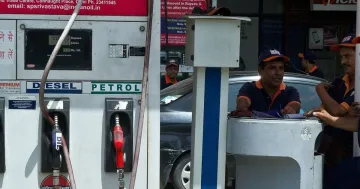 Relief on petrol and diesel is unlikely - India TV Paisa