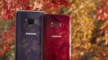 Samsung Galaxy S8 Burgundy Red Edition- India TV Paisa