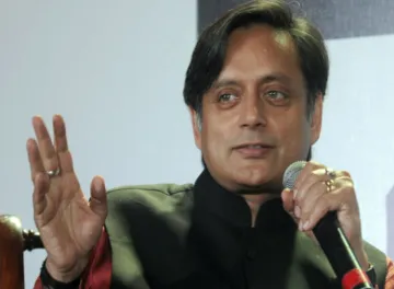 <p>shashi tharoor</p>- India TV Hindi