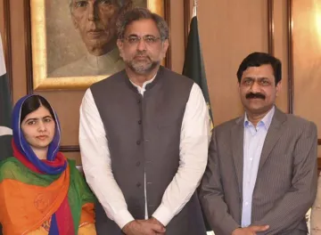 <p>Malala returns to London today as four-day Pakistan...- India TV Hindi