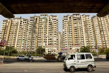 Fix problems in buildings by May 7 or face consequences: SC to Amrapali - India TV Hindi