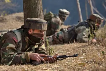 Pakistan resumes unprovoked firing along LoC in Kashmir- India TV Hindi