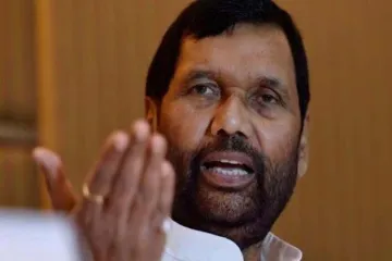 No possibility of political realignments before LS polls: Paswan- India TV Hindi