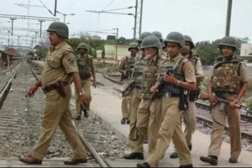 Railways to hire 9,700 sub inspectors, constables through RPF vacancy 2018 | PTI- India TV Hindi
