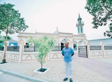 <p>Christian from India gifts mosque to Muslim workers in...- India TV Hindi