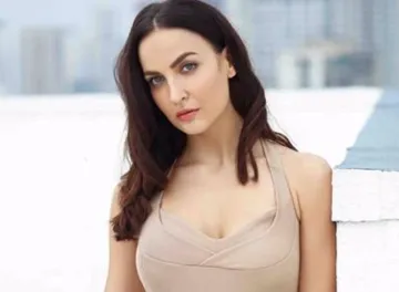 elli avram- India TV Hindi