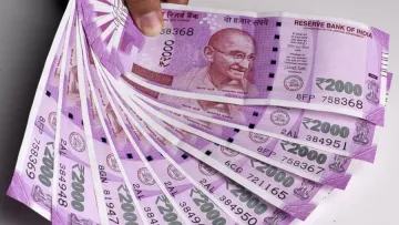 Currency with public hits record at over Rs 18 lakh crore - India TV Paisa